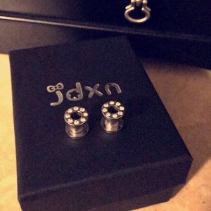 2 gauge Stainless Steel CZ Tunnels/Plugs